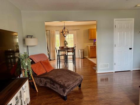 27 Clear Spring Drive Morgantown WV 26508