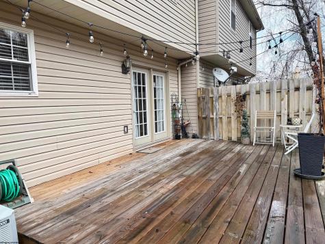 27 Clear Spring Drive Morgantown WV 26508