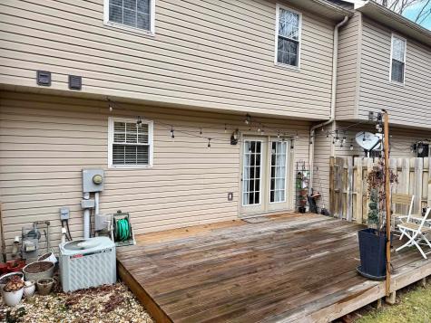 27 Clear Spring Drive Morgantown WV 26508