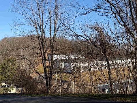 27 Clear Spring Drive Morgantown WV 26508