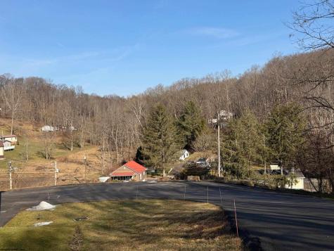 27 Clear Spring Drive Morgantown WV 26508
