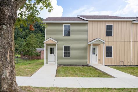 141 Mulberry Avenue Weston WV 26452