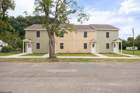 141 Mulberry Avenue Weston WV 26452