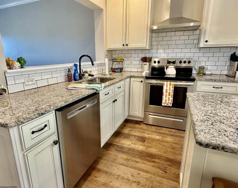 24 Misty Lane Fairmont WV 26554