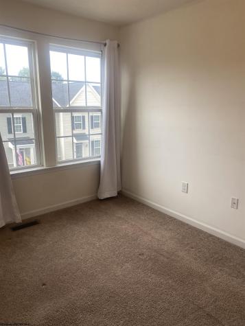 203 Queensbury Ct Court White Hall WV 26554