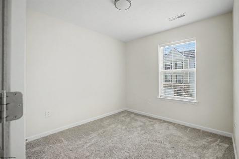 528 Turquoise Lane Morgantown WV 26508