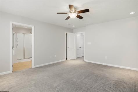 3318 Sun Court Morgantown WV 26505