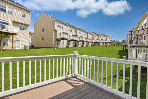 3318 Sun Court Morgantown WV 26505