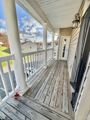 2131 Suncrest Village Morgantown WV 26505