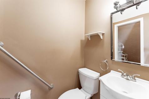 4018 Pinehurst Drive Morgantown WV 26505