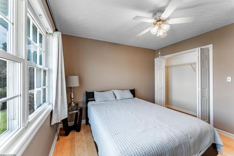 4018 Pinehurst Drive Morgantown WV 26505