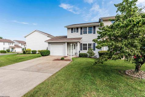 4018 Pinehurst Drive Morgantown WV 26505