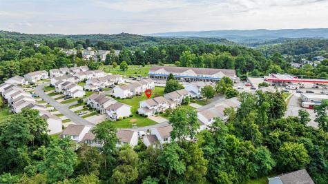 4018 Pinehurst Drive Morgantown WV 26505