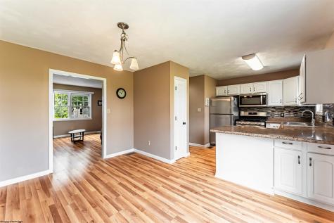 4018 Pinehurst Drive Morgantown WV 26505