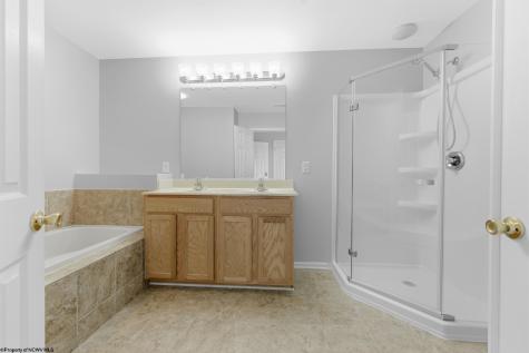37 Robin Lane Morgantown WV 26508