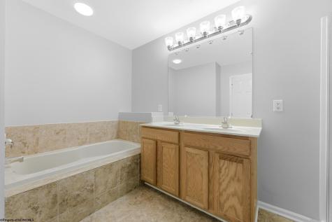 37 Robin Lane Morgantown WV 26508
