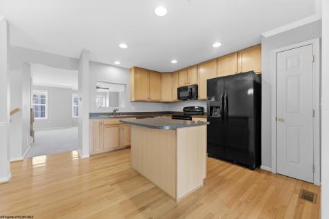 37 Robin Lane Morgantown WV 26508