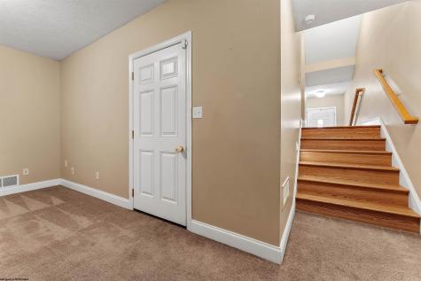 114 Claremont Court Morgantown WV 26501