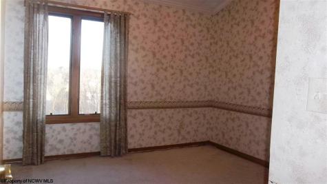 119 Hill Street Bridgeport WV 26330