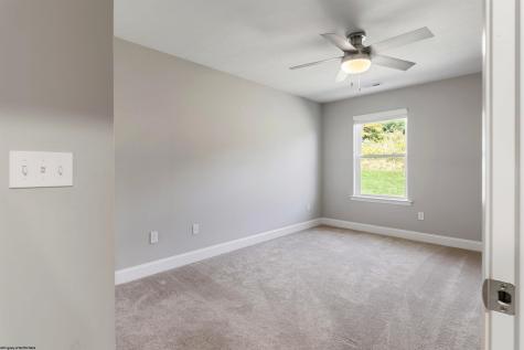 248 Red Oak Lane Morgantown WV 26501