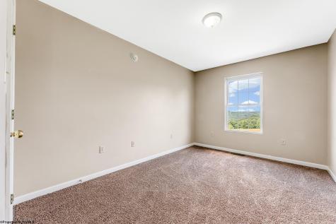 509 Vista Oaks Drive Fairmont WV 26554