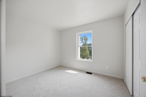 104 Pinewood Road Clarksburg WV 26301