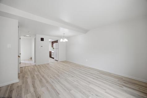 104 Pinewood Road Clarksburg WV 26301