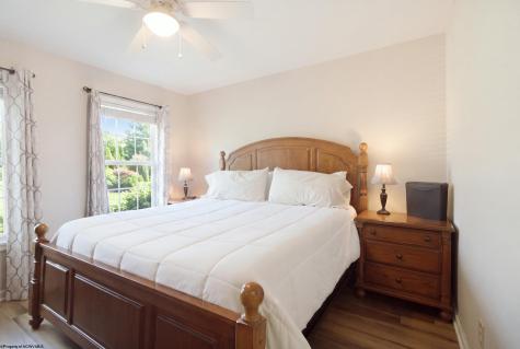 79 Barrington Court Bridgeport WV 26330