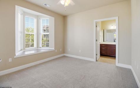 1211 Suncrest Village Morgantown WV 26505