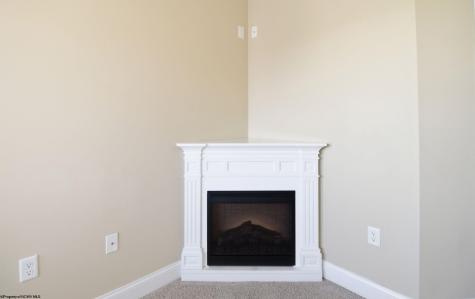 1211 Suncrest Village Morgantown WV 26505