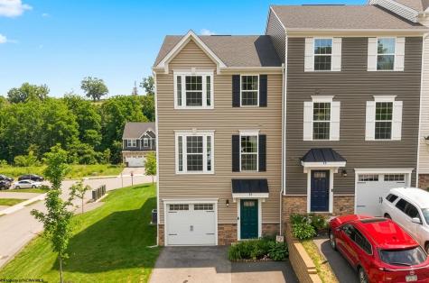 51 Hewstone Court Morgantown WV 26501