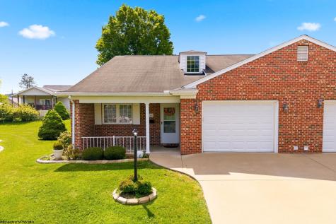 108 Center Court Bridgeport WV 26330