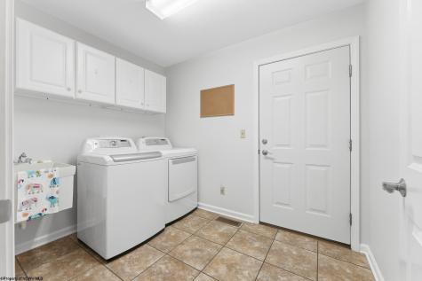 108 Center Court Bridgeport WV 26330