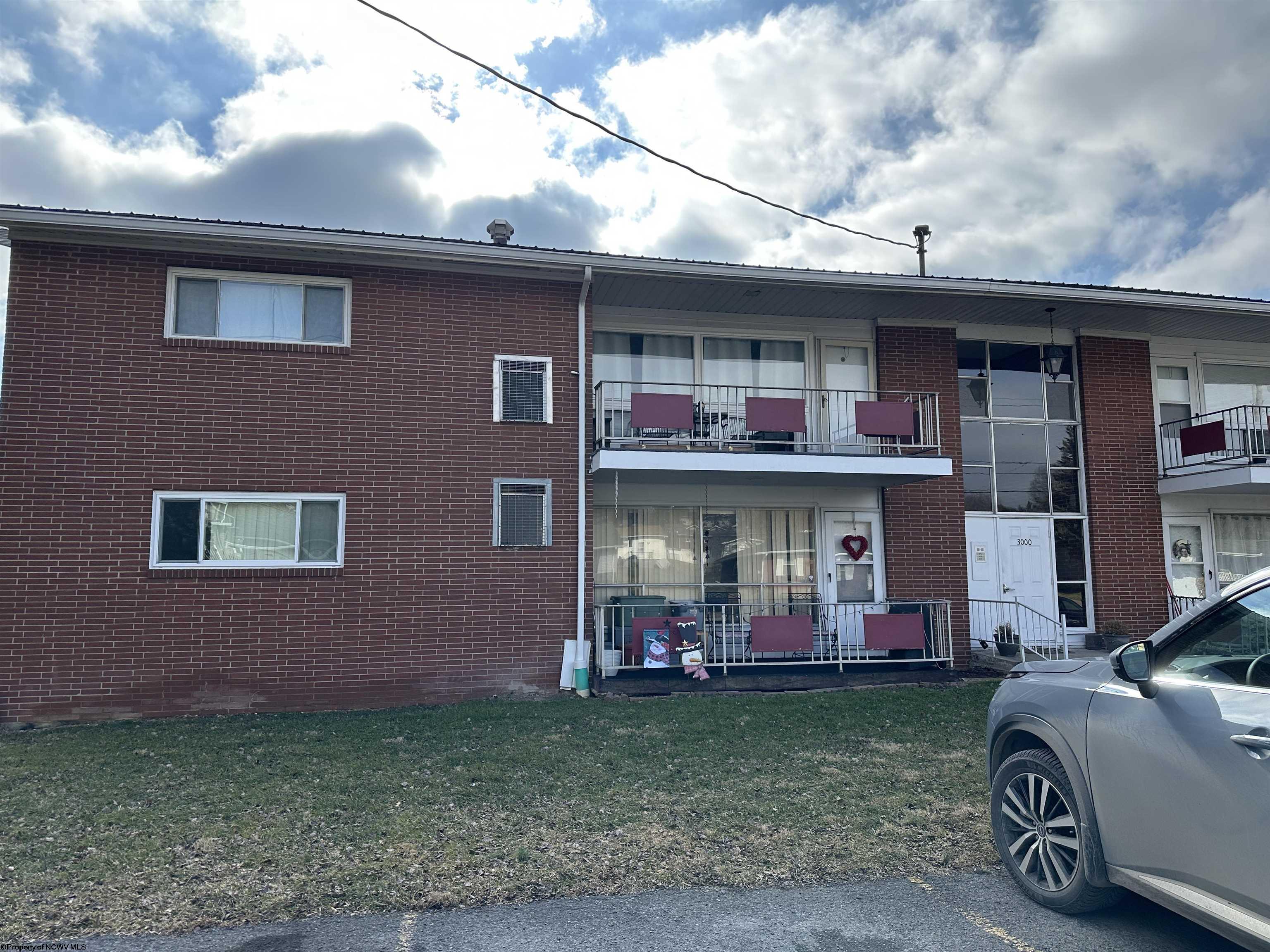 3204 Mountain View Manor Morgantown WV 26501