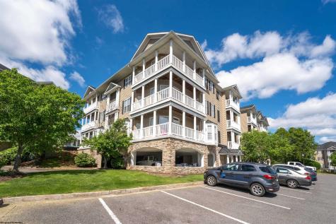 2524 Suncrest Village Morgantown WV 26505