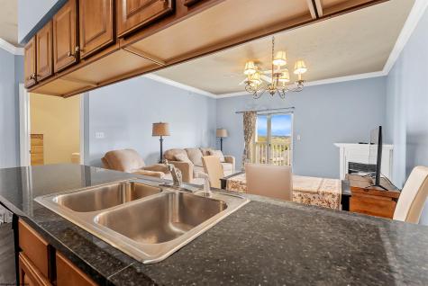 2524 Suncrest Village Morgantown WV 26505