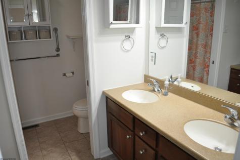 98 Berkshire Circle Bridgeport WV 26330