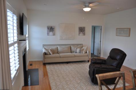 98 Berkshire Circle Bridgeport WV 26330