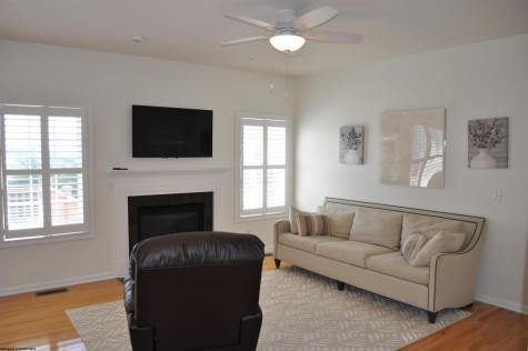 98 Berkshire Circle Bridgeport WV 26330