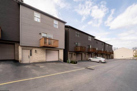 9 Sunridge Drive Morgantown WV 26505