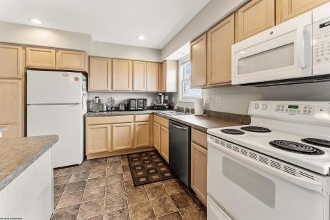 9 Sunridge Drive Morgantown WV 26505