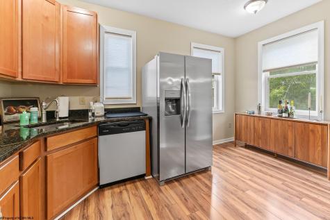 310 Fountain View Morgantown WV 26505