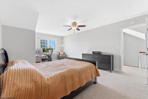 1011 Saint Pauls Lane Morgantown WV 26505