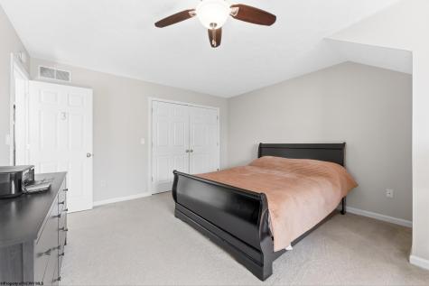 1011 Saint Pauls Lane Morgantown WV 26505