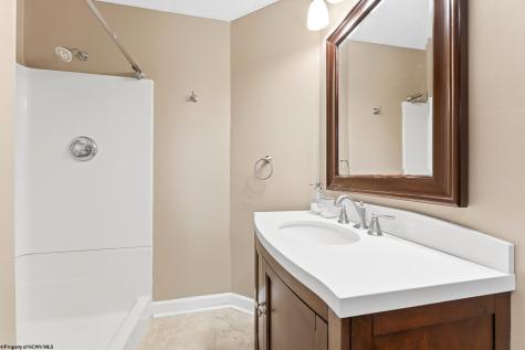 1011 Saint Pauls Lane Morgantown WV 26505