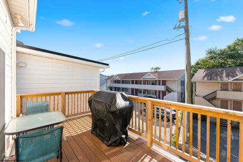 1011 Saint Pauls Lane Morgantown WV 26505