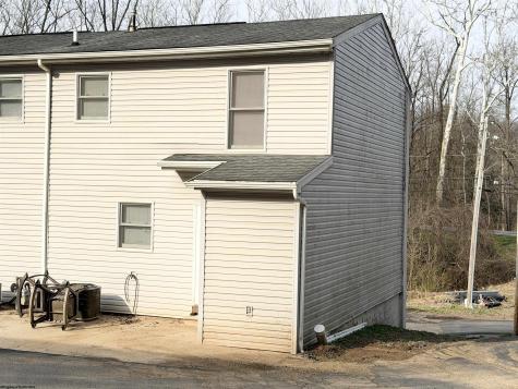 38 Cliffside Drive Morgantown WV 26501