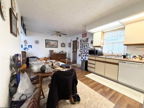 38 Cliffside Drive Morgantown WV 26501