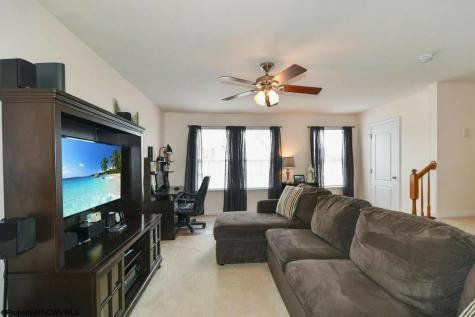 320 Falcon Run Morgantown WV 26508