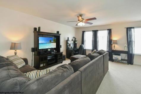 320 Falcon Run Morgantown WV 26508